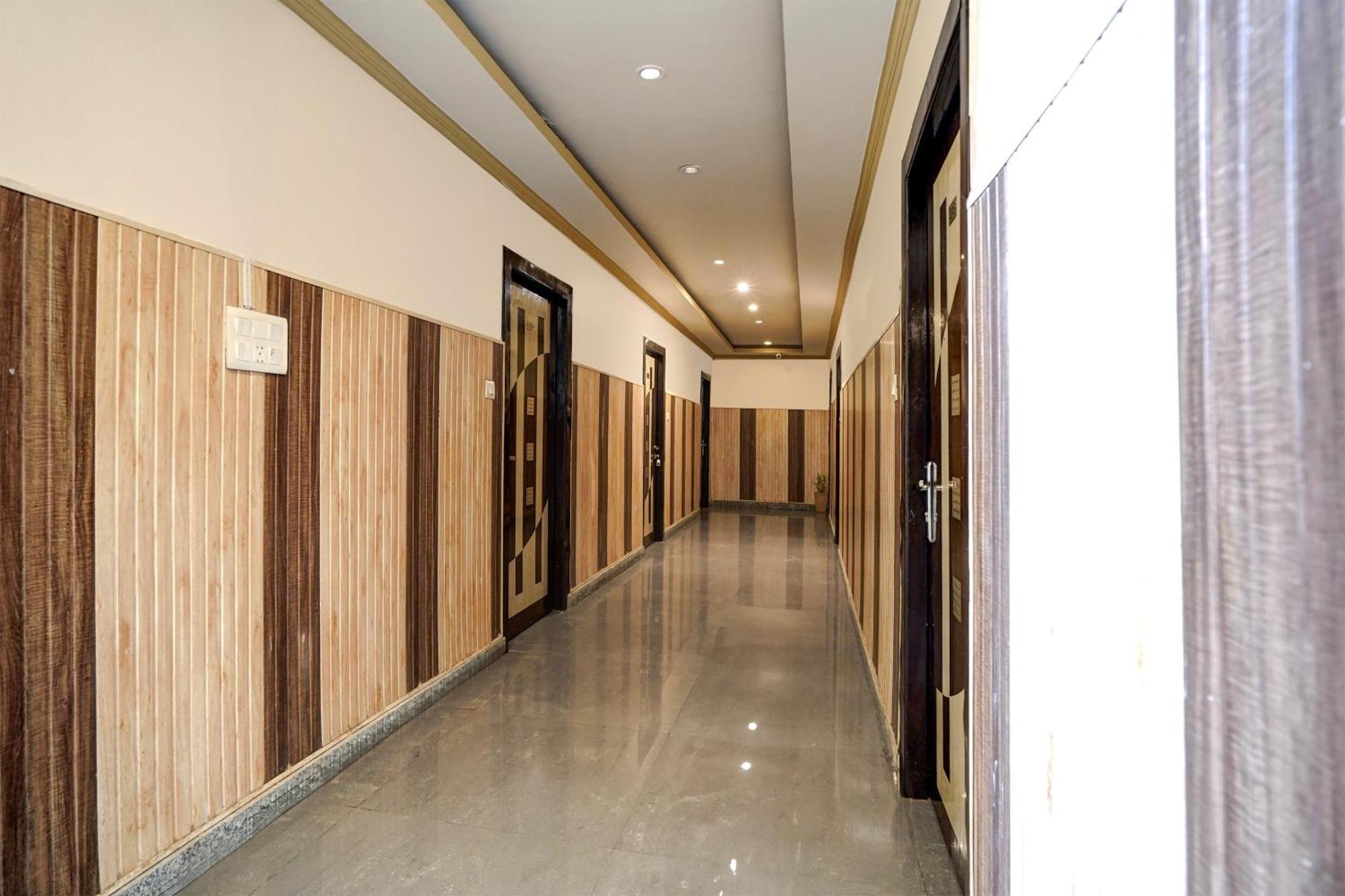 Hotel Super Townhouse Haridwar Near Har Ki Pauri Zewnętrze zdjęcie